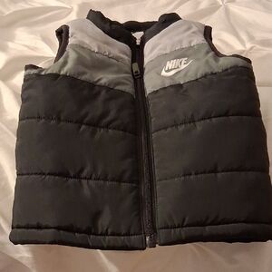 Nike Black and Gray Quilted Vest